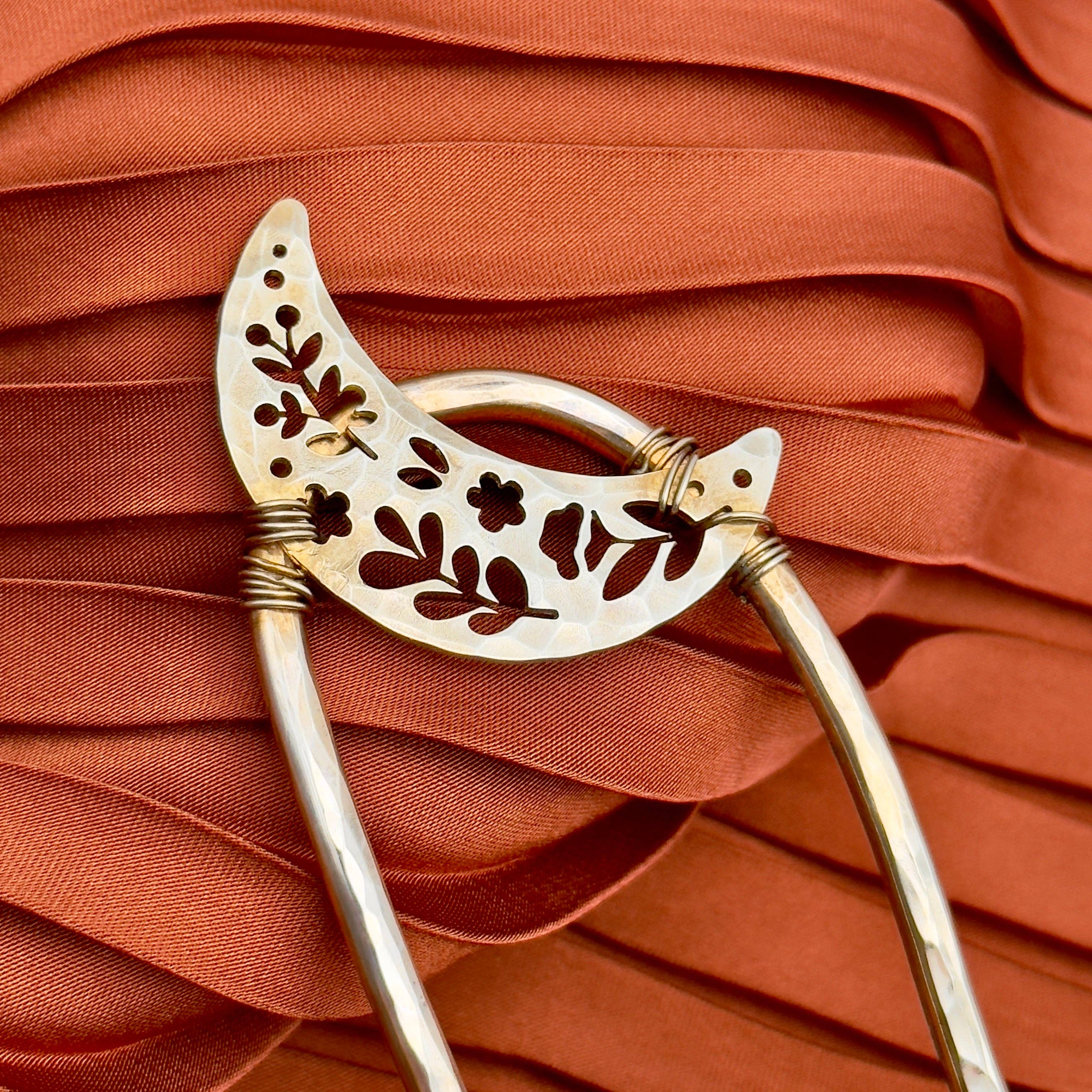 Selene's Garden Hair Fork