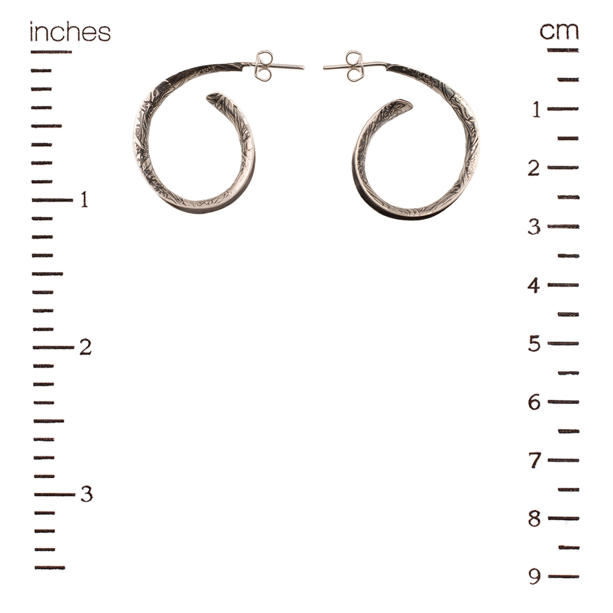 Symmetry Spiral Hoops (Medium)