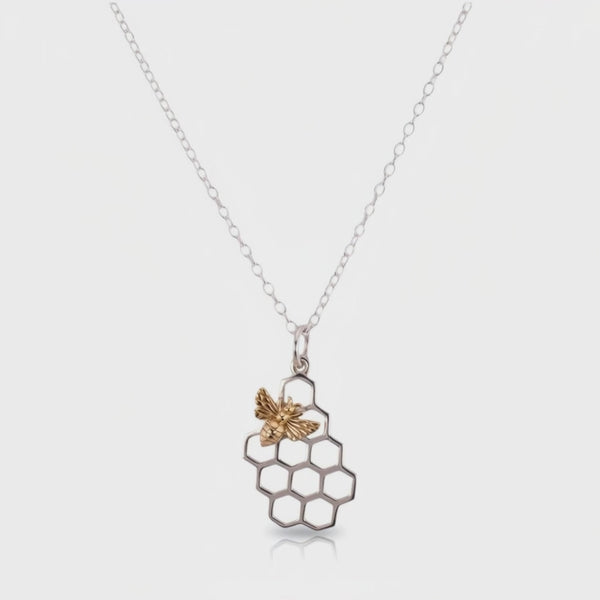 Apiary Necklace ♻️